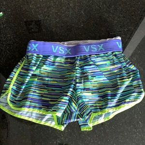 Victoria’s Secret Sport - The Player Run Short szS